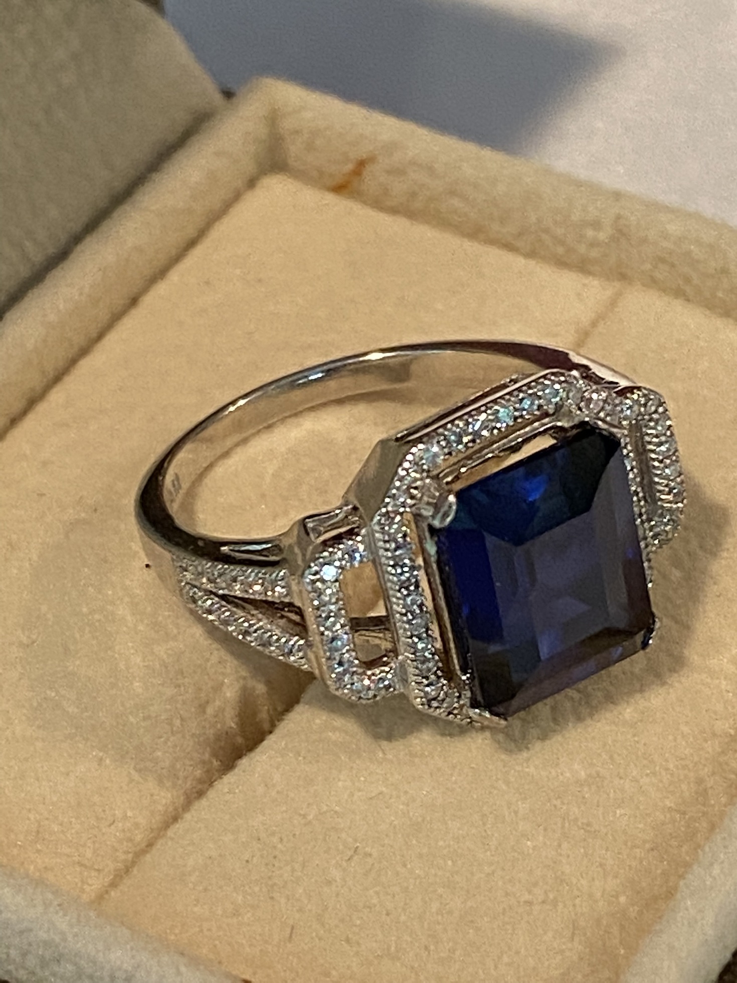 Keegan's Jewelers since 1951 - Ricky Inc. Auction 2022